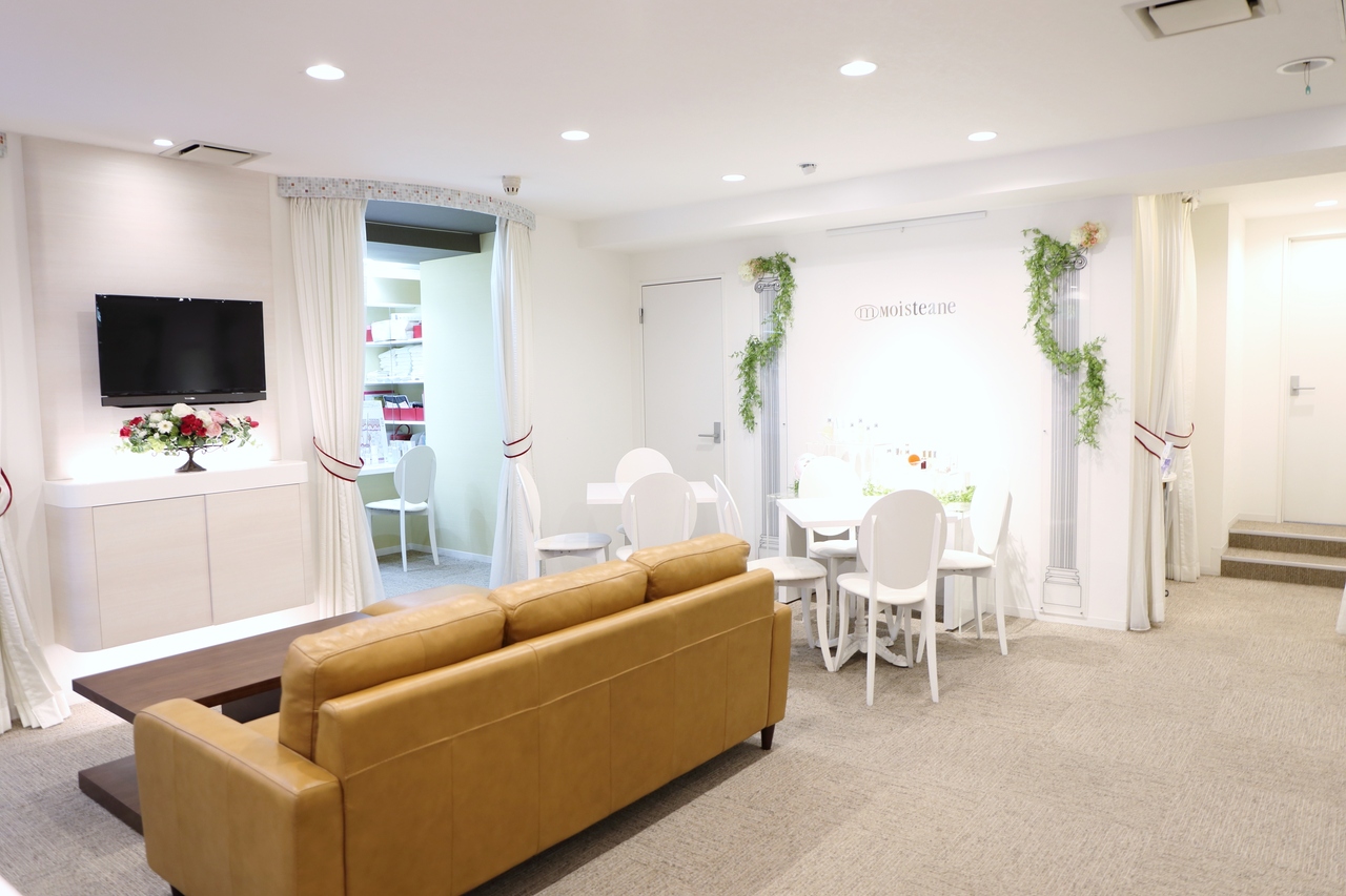 モイスティーヌ麻布十番　堀口裕子予約ページ