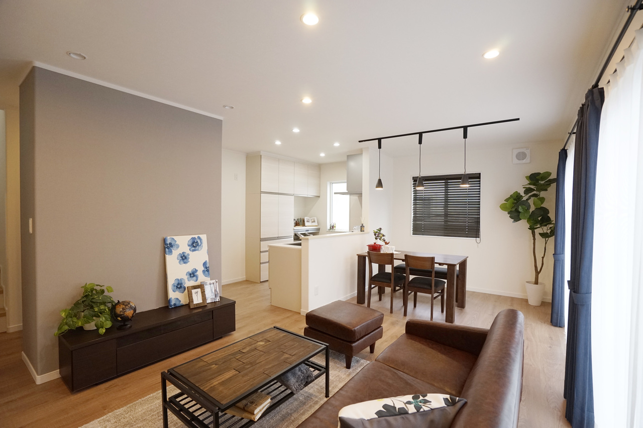 岩手県盛岡市～陽当り最高！2階広々フリースペースのある家～