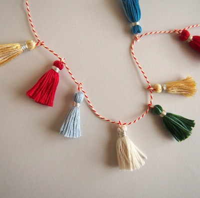 【材料無し】artist inのミニレッスン「少しの糸で作るアクセサリー」第1回（4/8開催）