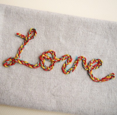 【材料無し】artist inのミニレッスン「少しの糸で作るアクセサリー」第1回（4/8開催）