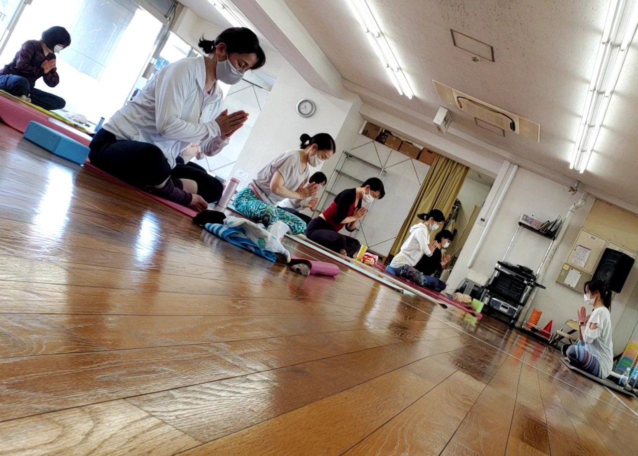 ヨガクラス