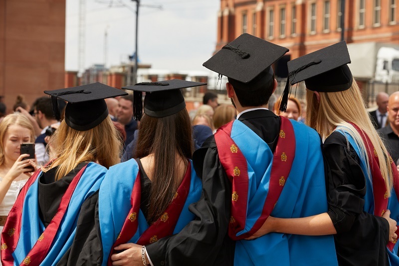 Philly Nguyen - Tác giả tại Webcacuoc88