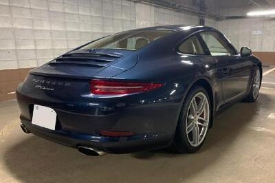 911 Carerra / ポルシェ