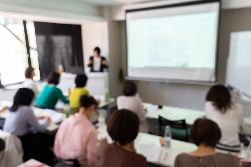 子育て応援事業～市民講座およびしゃべり場