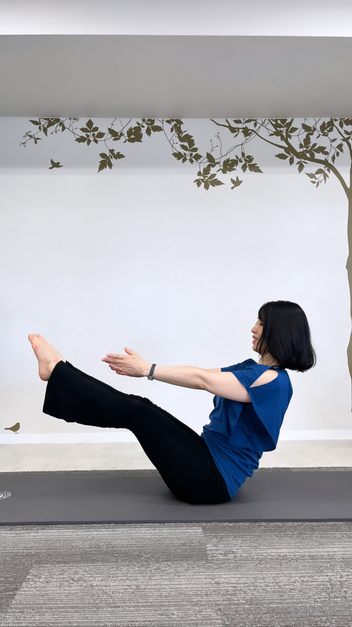 【基本ピラティス】IZUMI　月曜11:00〜11:45(45分)