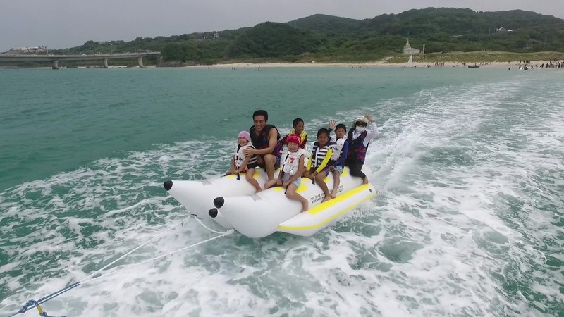 実施期間：7月19日～9月15日】角島で遊覧型バナナボート体験