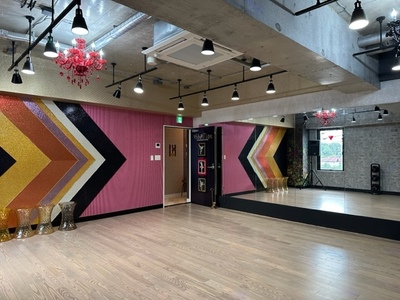 Rental Space Show Time