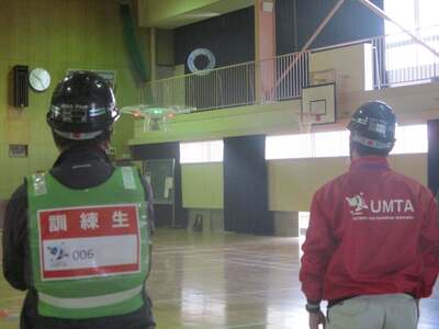 体育館のレンタル [日中]