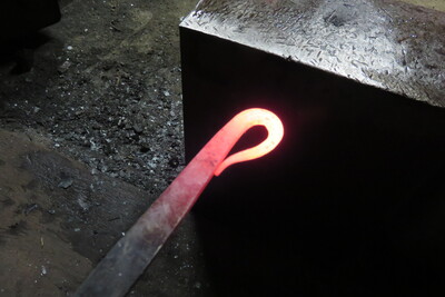 ワークショップ　玉鋼小刀づくり体験（革ケース付き）◇桔梗隼光鍛刀場◇