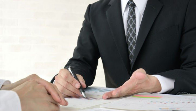 店頭で説明を受けたい