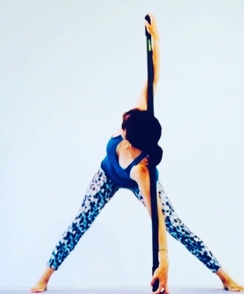 【魔法のヨガ棒　セラピー&フローヨガ】KAO　★★☆☆☆