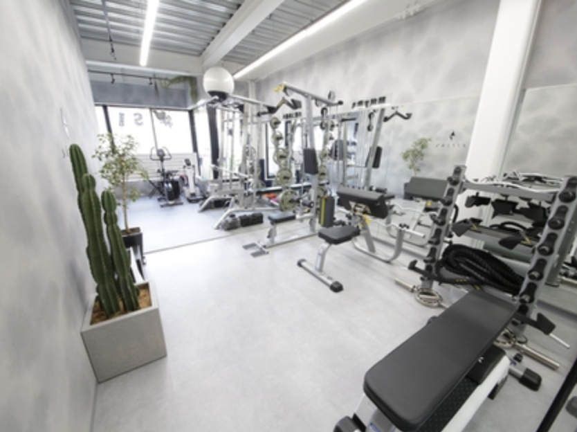 ストレングス　貸切プライベートジム　予約