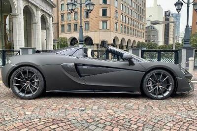 570S スパイダー / マクラーレン