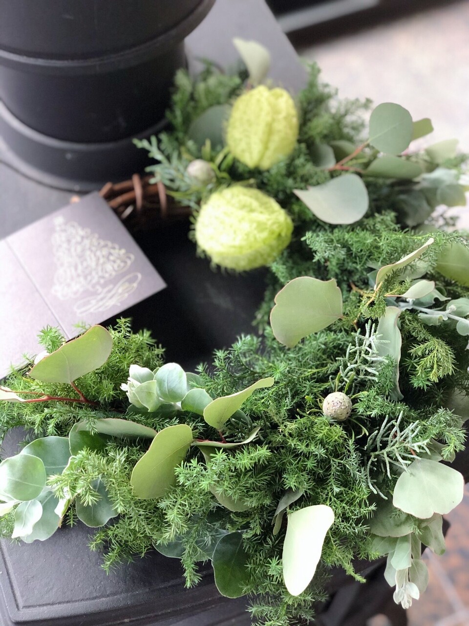 12月2・3日【フラワー講座】Mika先生の「花との暮らしを慈しむ”hanakurasu”」クリスマスリース