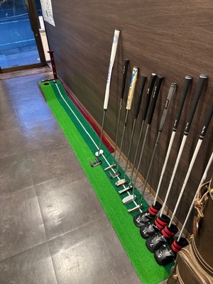 板橋区大山のインドアゴルフ(ホールインワン大山店)＆ＢＡＲ