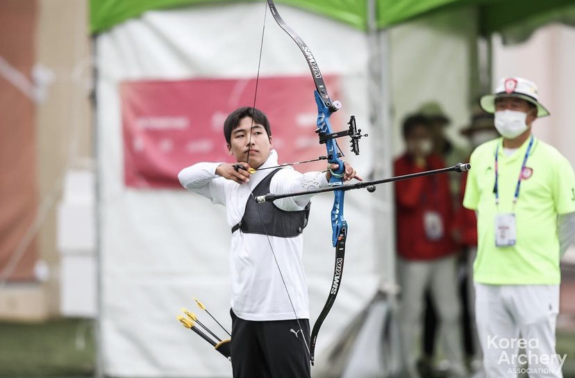 LEE HOBIN イ・ホビン